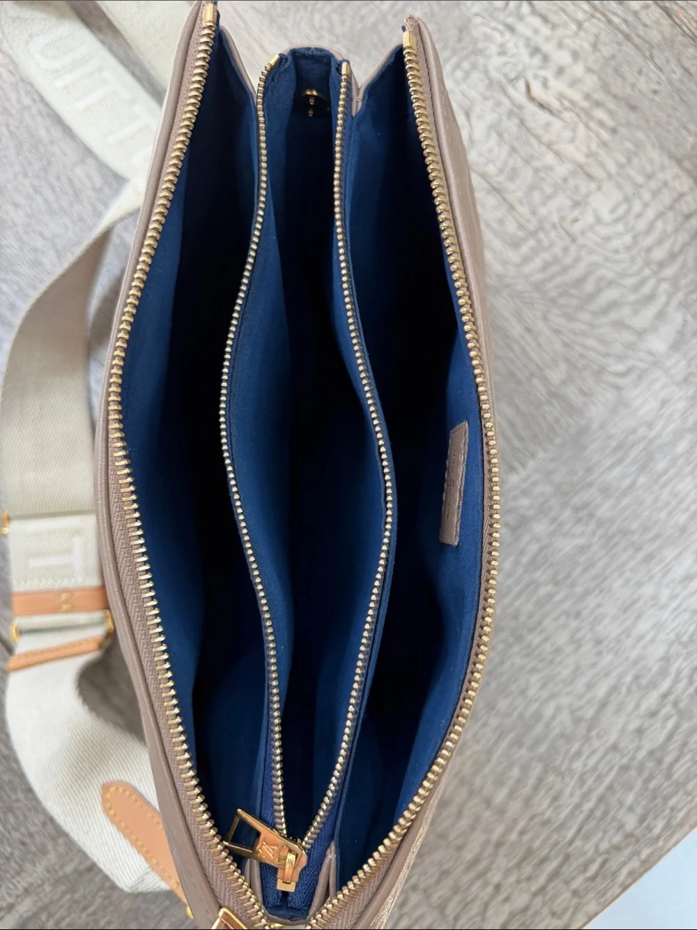 Louis Vuitton louis vuitton
